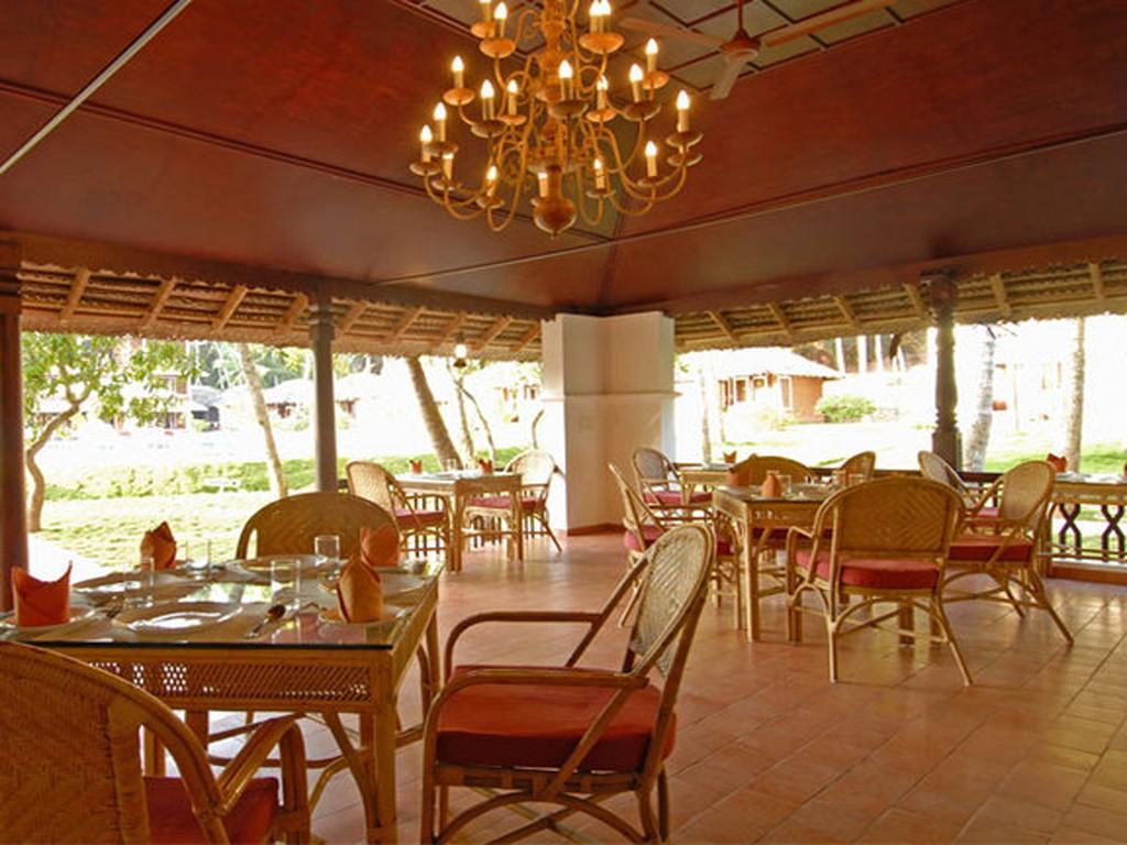 קובאלאם Abad Harmonia Ayurvedic Beach Resort מראה חיצוני תמונה