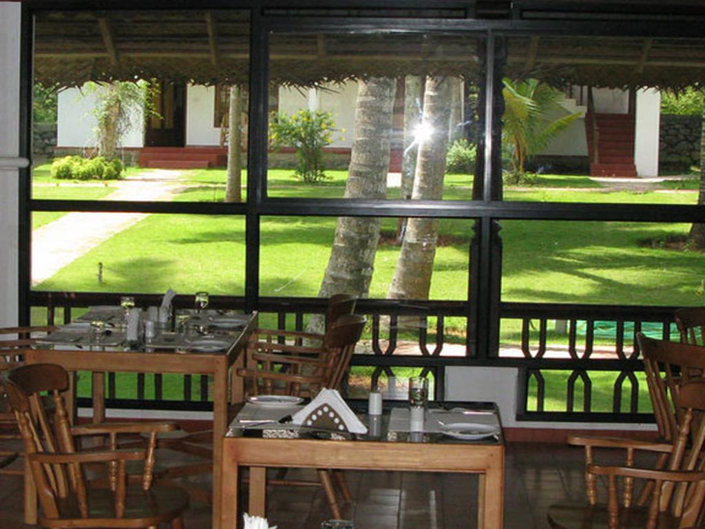 קובאלאם Abad Harmonia Ayurvedic Beach Resort מראה חיצוני תמונה