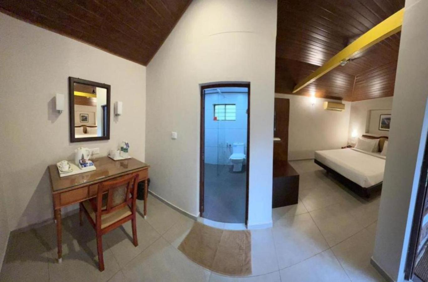 קובאלאם Abad Harmonia Ayurvedic Beach Resort מראה חיצוני תמונה